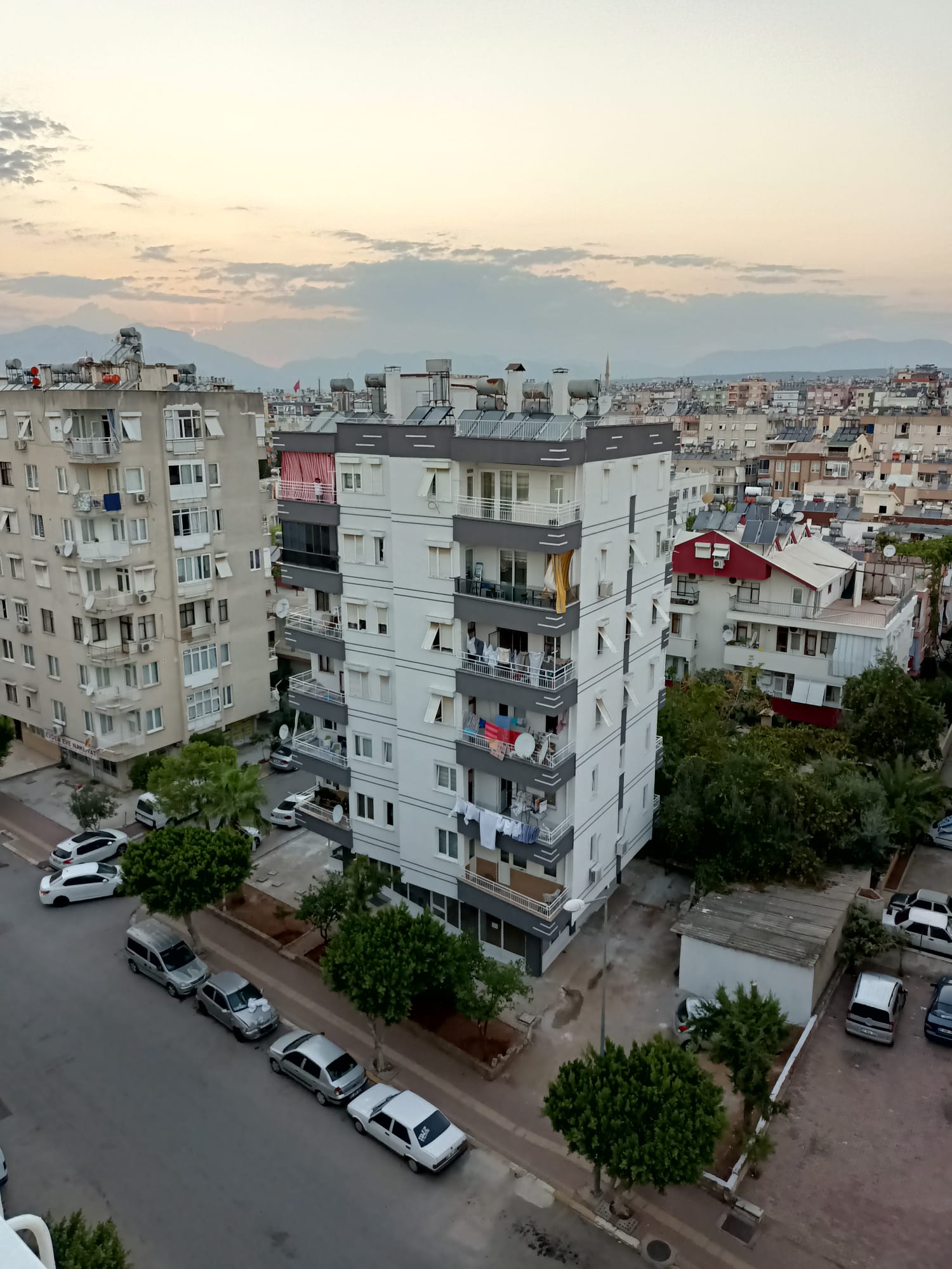 Antalya’da Bina Değerinizi Artırmanın Yolu – Dış Cephe Yenileme ile Değer Katın